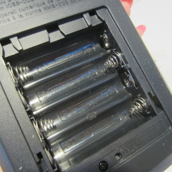 CASIO portable printing calculator HR-8TM w/ adapter in box - Picture 3 of 4